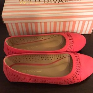 Coral perforated flats
